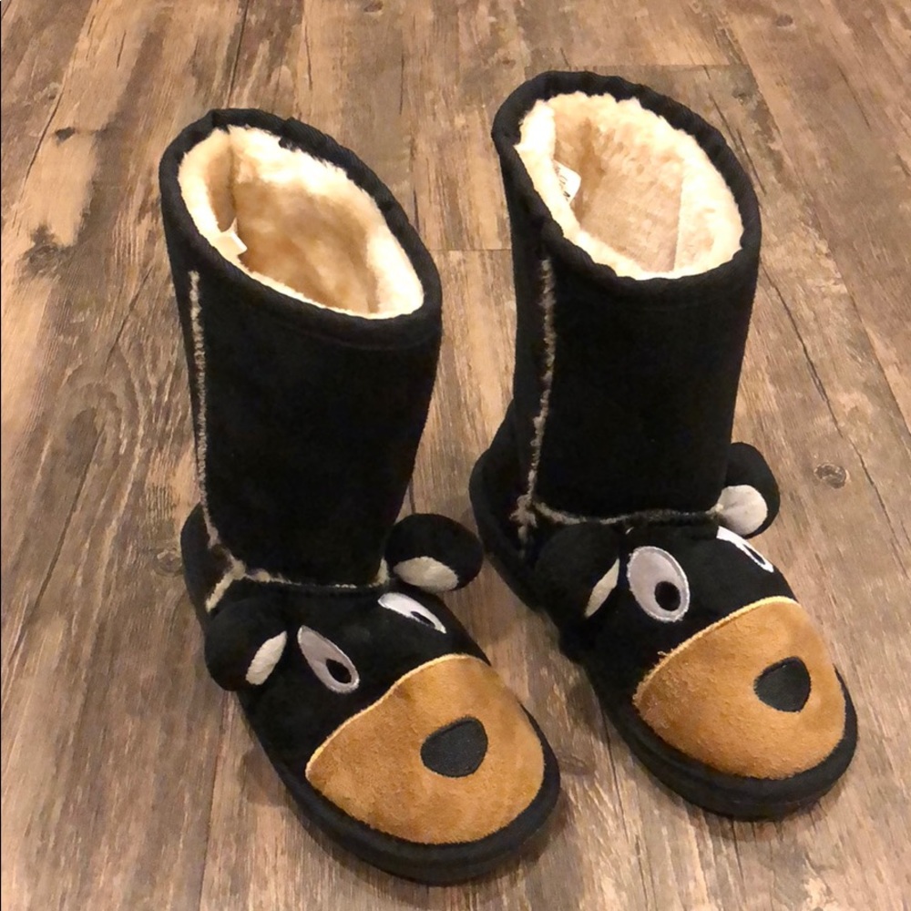 🏖Summer Sale🏖 Bear Fuzzy Boots - Kids Size 10/12